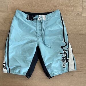 Quiksilver Aqua and Black Board Shorts size 16